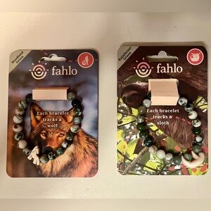 🌎 Sloth and Wolf Tracking Bracelets 🌎